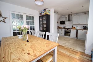 Kitchen/Diner- click for photo gallery